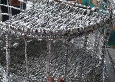 Diseño circular: Transformando Desechos Industriales en Artesanía de Lujo